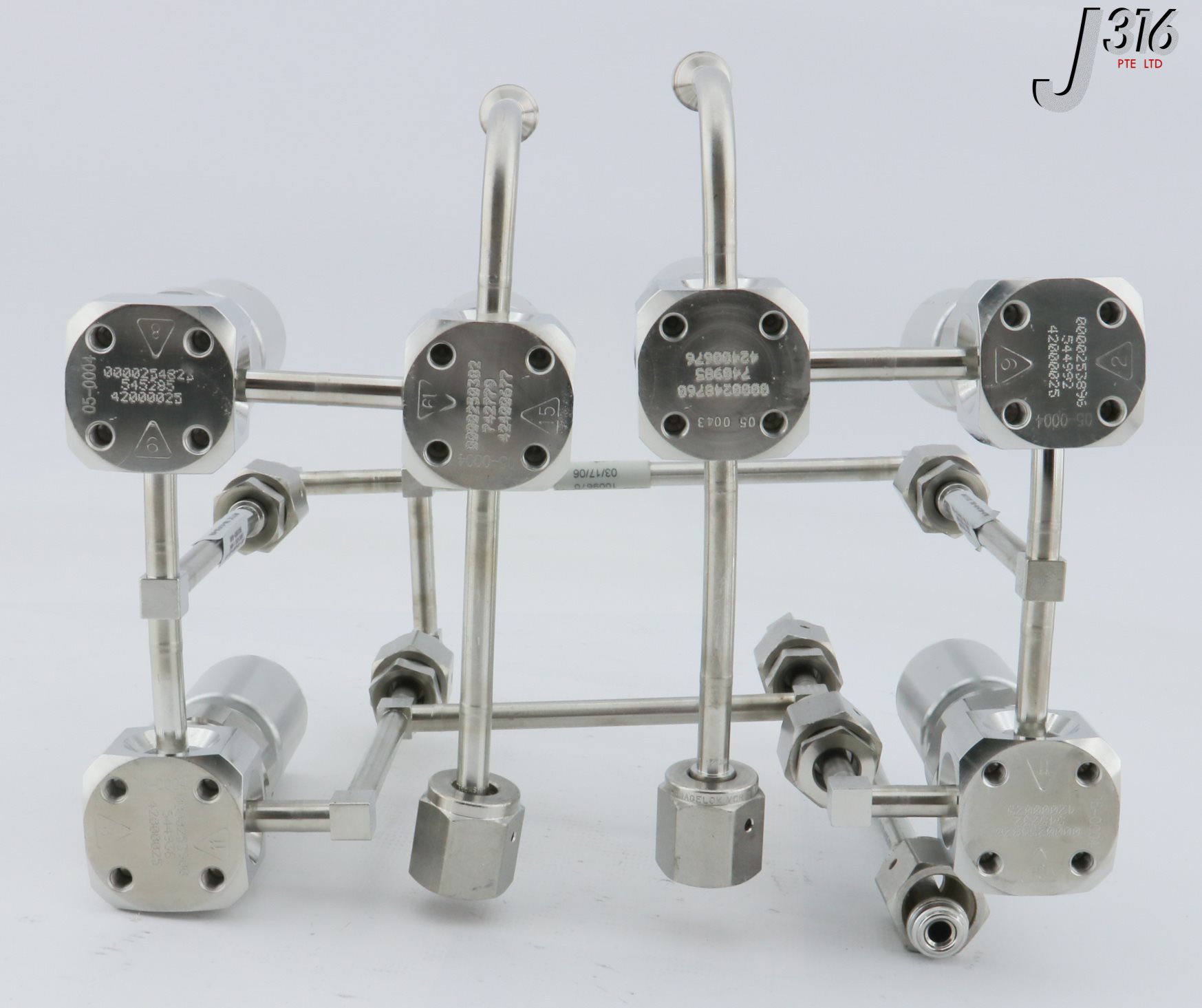 27120 LAM RESEARCH 5-WAY MANF VLV ASSY, 839-034095-001 839-034098